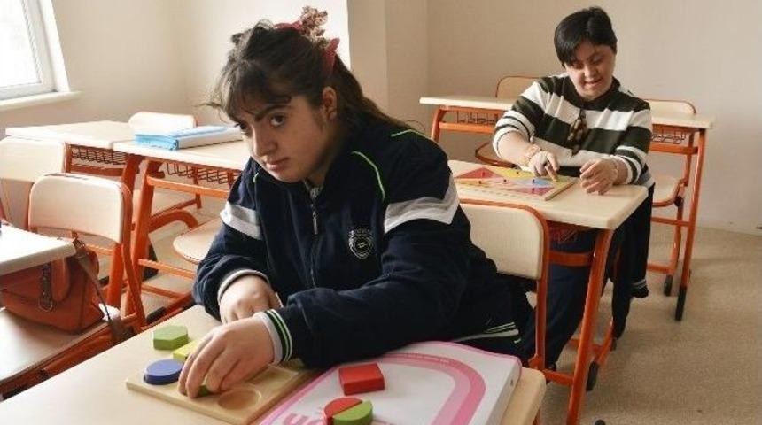 &lsquo;onlar Yapamaz&rsquo; Diyenlere İnat Başardılar