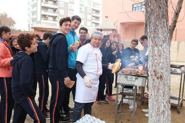 Akdeniz Yükseliş Koleji’nden Üç Şampiyonluk