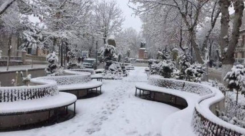 Malatya&rsquo;da Kar Yağışı Etkili Oldu