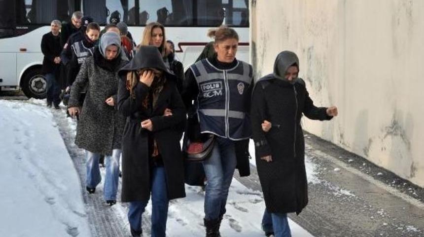Sakarya'da Fet&ouml; Soruşturmasında 16 Kişi Adliyeye Sevk Edildi