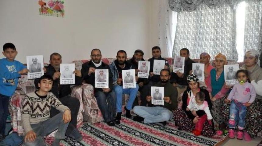 Kayıp Alzheimer Hastası Babalarını Ilanla Arıyorlar