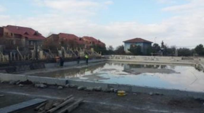 Karam&uuml;rsel Eml&rsquo;de Spor Salonu İnşaatı Devam Ediyor