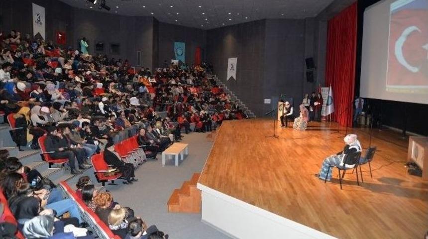 Yabancı &Ouml;ğrencilerden T&uuml;rk&ccedil;e G&ouml;steri