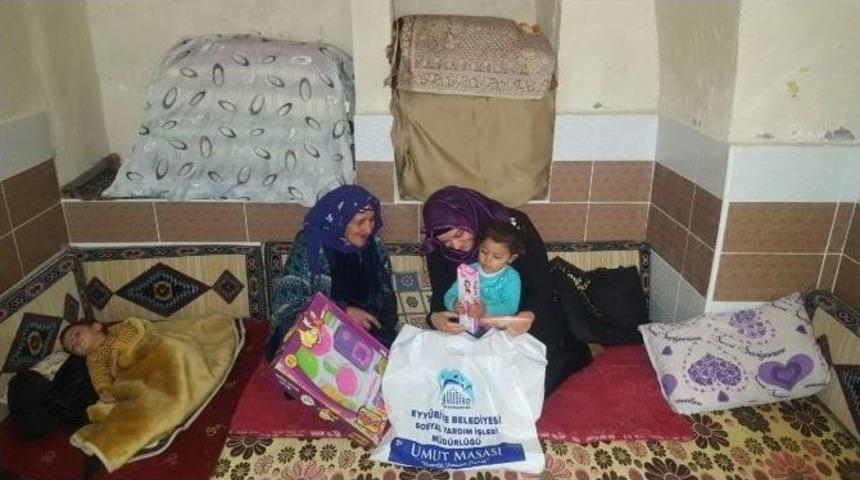 Eyy&uuml;biye&rsquo;de Muhta&ccedil; Ailelere Yardım Eli