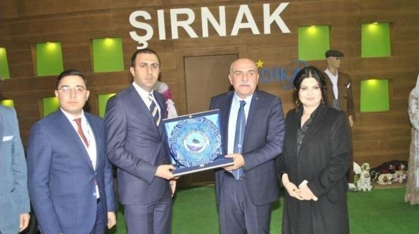 Emitt&rsquo;te Şırnak Standına Yoğun İlgi