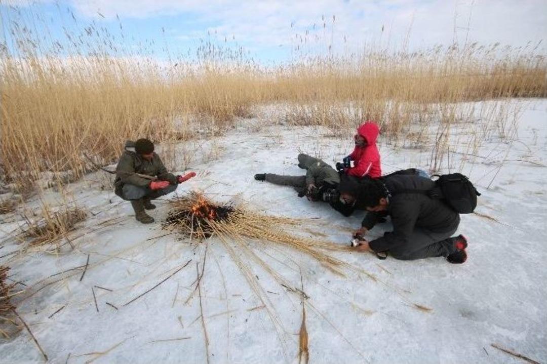 Donan Beyşehir G&ouml;l&uuml; Kıyılarına Fotoğraf Tutkunları Akın Etti