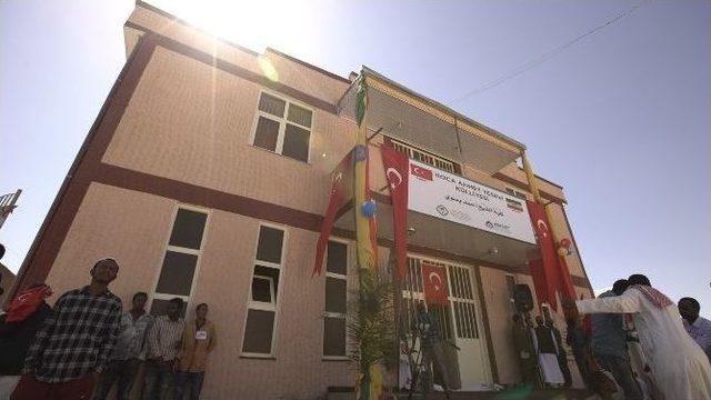 Ayder, Etiyopya’da Hz. Necaşi Medresesi’i Açtı