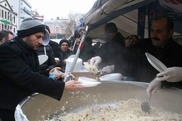 Trabzon’da Osmanlı Devleti’nin Kuruluşunun 718. Yıldönümü Etkinliği