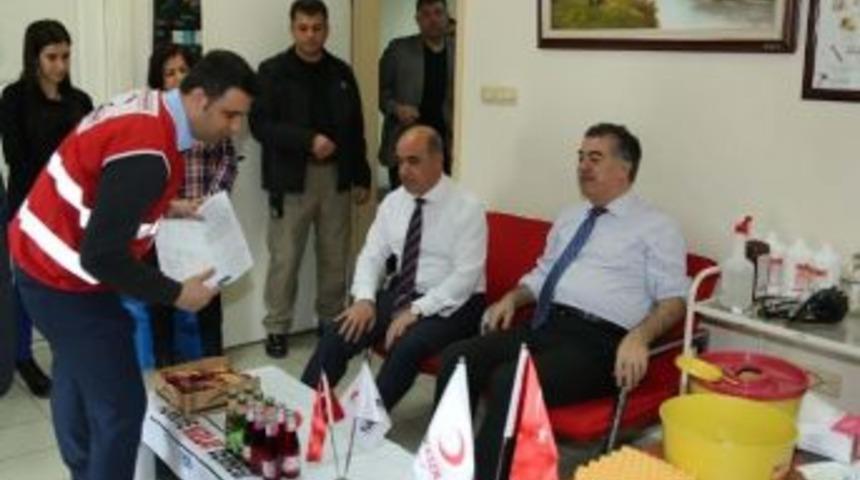 Osmaniye Emniyet M&uuml;d&uuml;rl&uuml;ğ&uuml; Personelinden Kan Bağışı