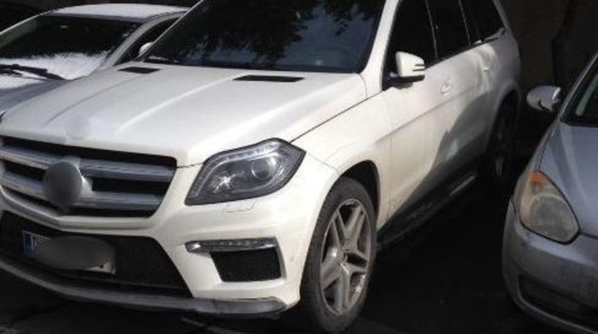 Yurda 10&rsquo;da Bir Fiyatına Sokulan L&uuml;ks Aracı Satın Alan 3 İş Adamı G&ouml;zaltına Alındı