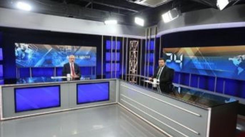 Bakan Elvan: "ben De Varım. G&uuml;&ccedil;l&uuml; T&uuml;rkiye İ&ccedil;in &lsquo;evet&rsquo; Diyeceğimi İfade Ediyorum"