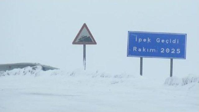 Kar Ulaşımı Aksattı