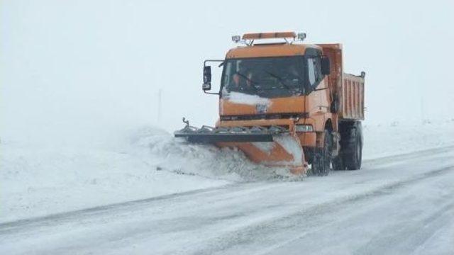 Kar Ulaşımı Aksattı