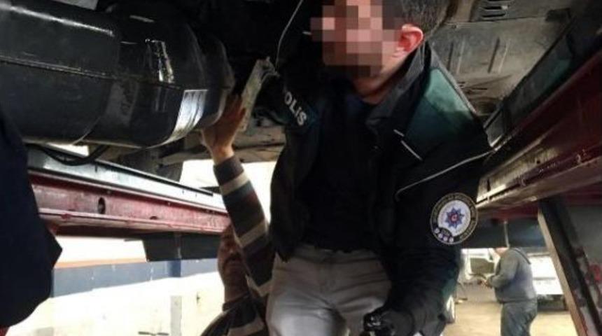 Yakıt Deposundaki Uyuşturucu Tamirhanede Bulundu