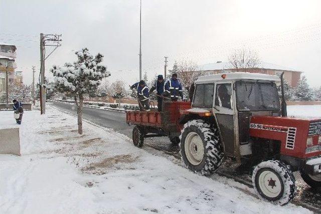 Develi Belediyesinin Kış Çalışmaları Devam Ediyor