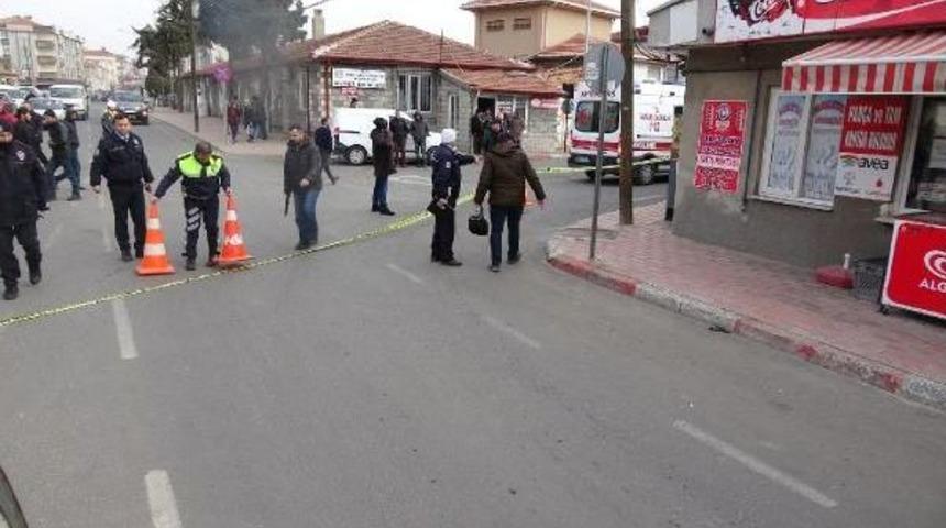 Alacak Tartışmasında Bacaklarından Vuruldu