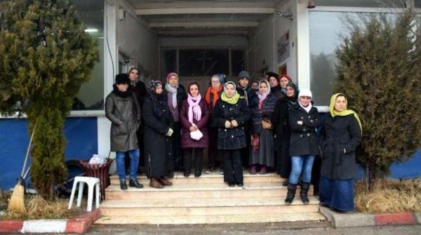 &Uuml;cret Alamayan Tekstil Iş&ccedil;ileri Eylem Yaptı