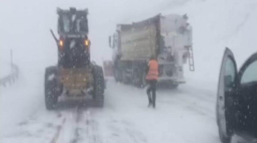 Sertavul Ge&ccedil;idi Ulaşıma Kapandı