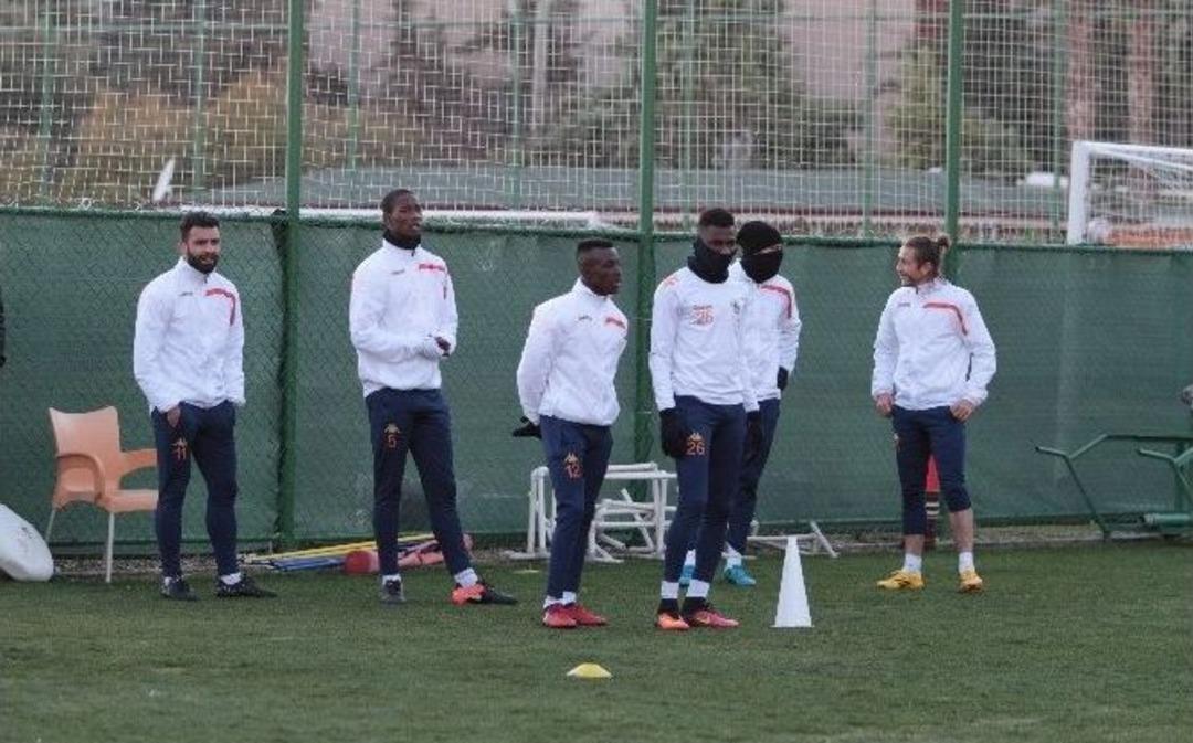 Aytemiz Alanyaspor, Antalyaspor Ma&ccedil;ı Hazırlıklarını Tamamladı