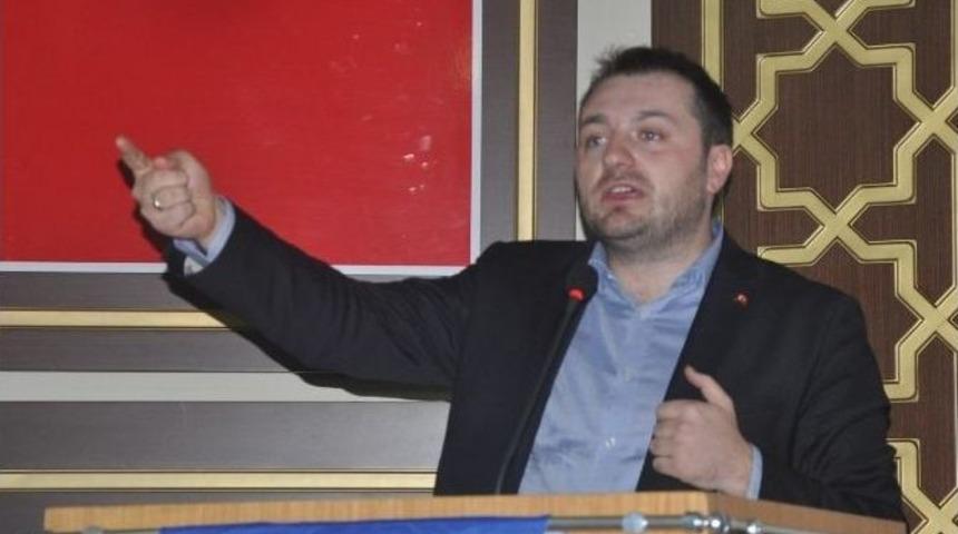 Ak Parti Gen&ccedil;lik Kolları Genel Başkanı Melih Ecertaş: