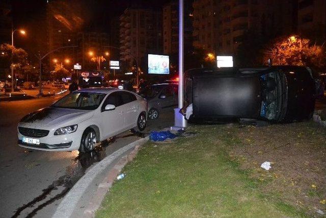 Adana’da Zincirleme Trafik Kazası: 1 Ölü 5 Yaralı