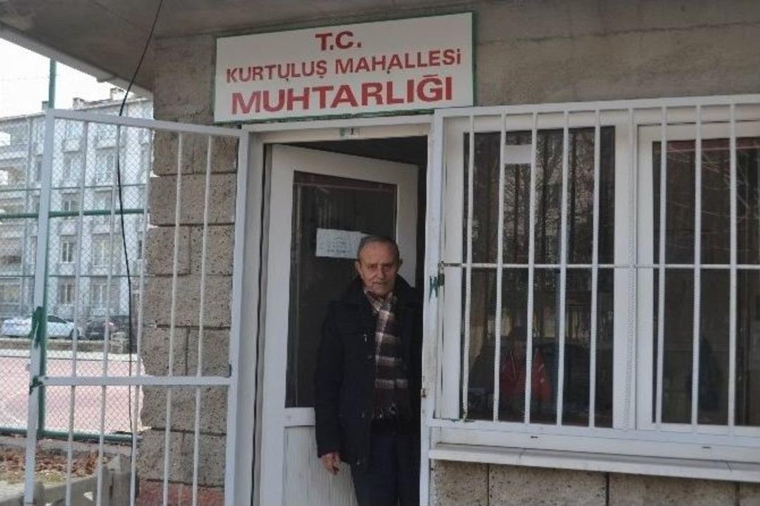 (&ouml;zel Haber) 88 Yaşındaki Ali Muhtar G&ouml;revini 38 Yıldır İlk G&uuml;nk&uuml; Aşkla S&uuml;rd&uuml;r&uuml;yor