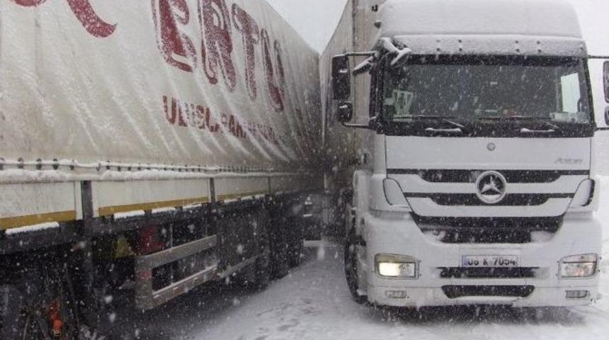 Cankurtaran&rsquo;da Ulaşıma Kar Engeli