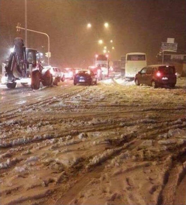 Belen-antakya Yolunda Yoğun Kar Yağışı Sürücülere Zor Anlar Yaşattı