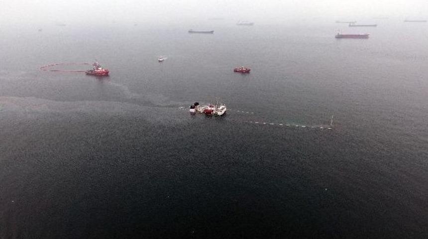 Zeytinburnu A&ccedil;ıklarında Batan Gemi Havadan G&ouml;r&uuml;nt&uuml;lendi