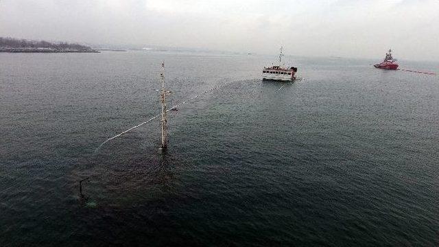 Zeytinburnu Açıklarında Batan Gemi Havadan Görüntülendi