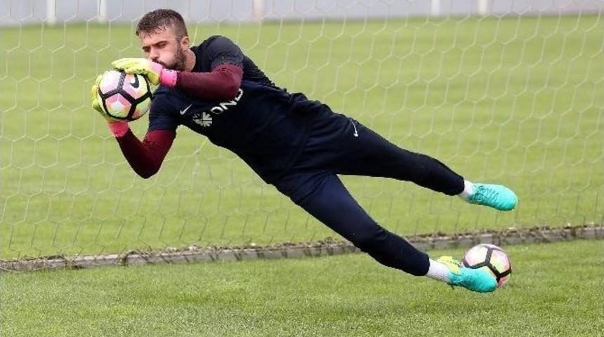 Onur Recep Kıvrak&rsquo;ın B&uuml;y&uuml;k Gururu