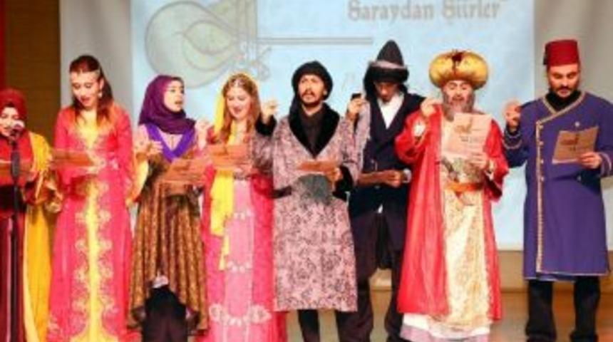 Başkan Ak Moha&ccedil; T&uuml;rk&uuml;s&uuml; Şiirini Şehitler İ&ccedil;in Okudu