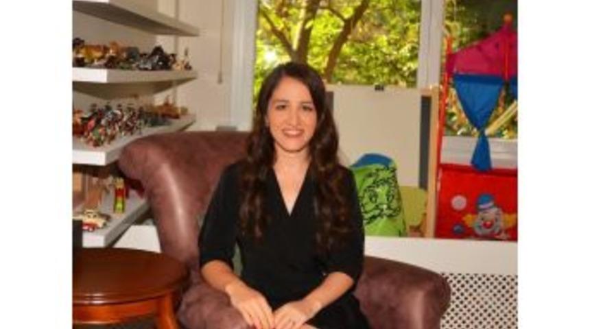 &Ccedil;ocuklarla Oyun Oynamak &Ccedil;ok &Ouml;nemli