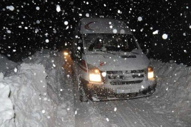 Yüksekova'daki Ekipler 70 Yaşındaki Hasta Için Seferber Oldu