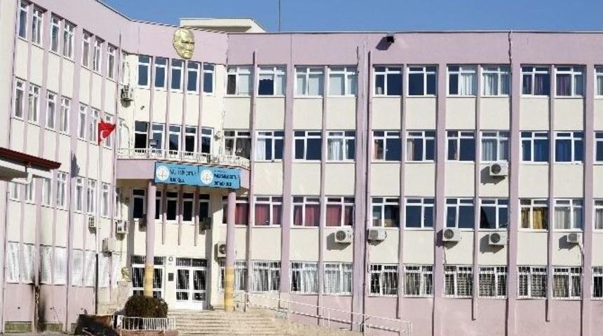 Isınmak İ&ccedil;in Se&ccedil;ilen Adres Polisi Alarma Ge&ccedil;irdi