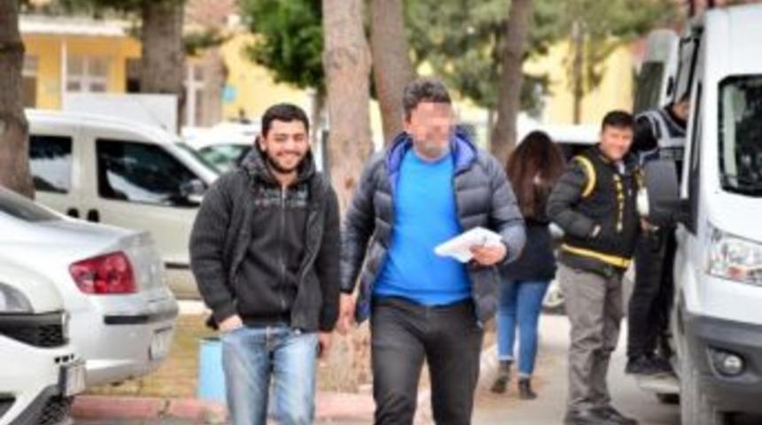 'şehitlere Mevlit Okutacağım' Diyerek Besicilerden Koyun Dolandırdı