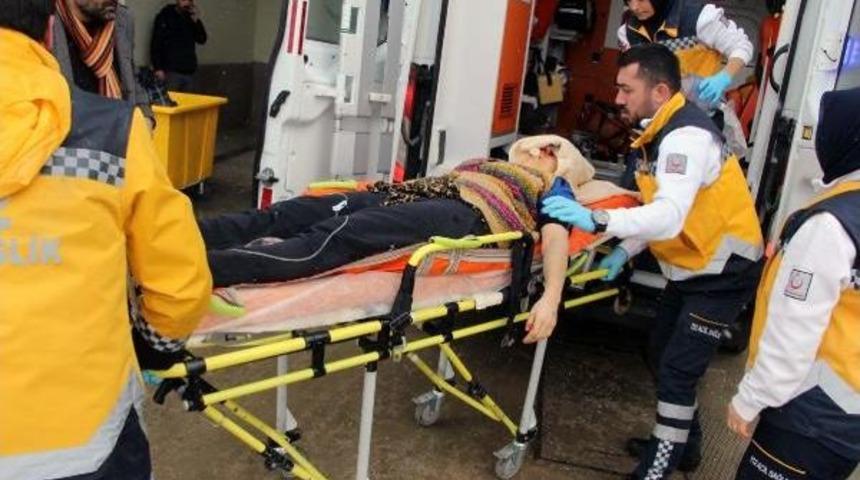 Eski Nişanlısını Tabancayla &Ouml;ld&uuml;rd&uuml;, Aynı Silahla Intihar Etti