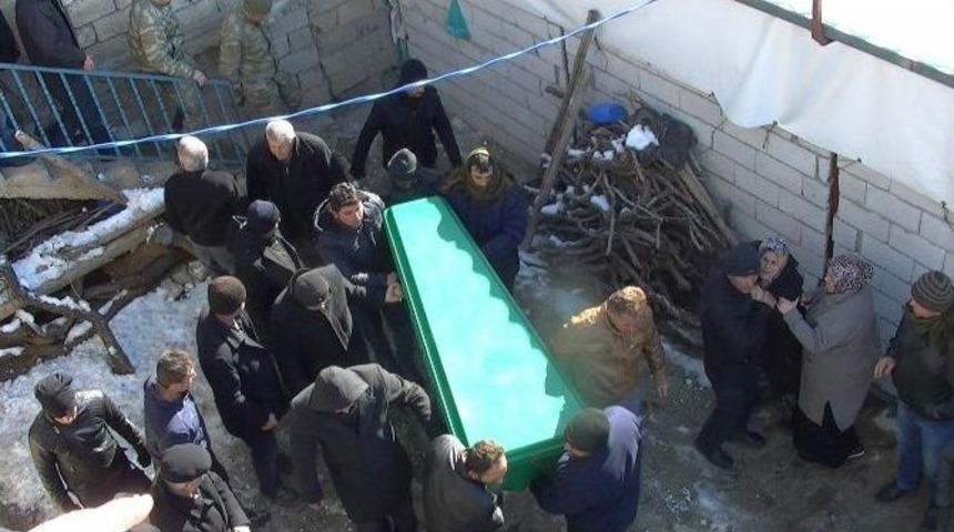 Adıyaman&rsquo;da Nine Ve Torunu Karbonmonoksit Gazından Zehirlenerek &Ouml;ld&uuml;