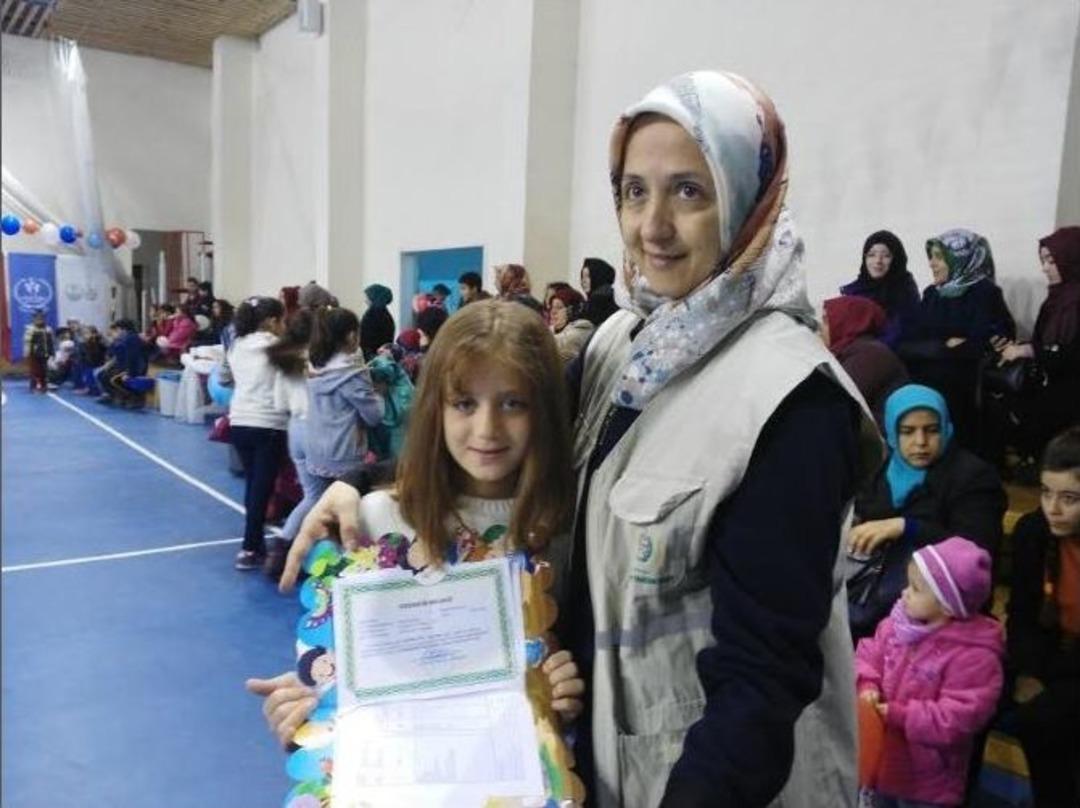 Yetimler Karne Şenliğinde Doyasıya Eğlendi