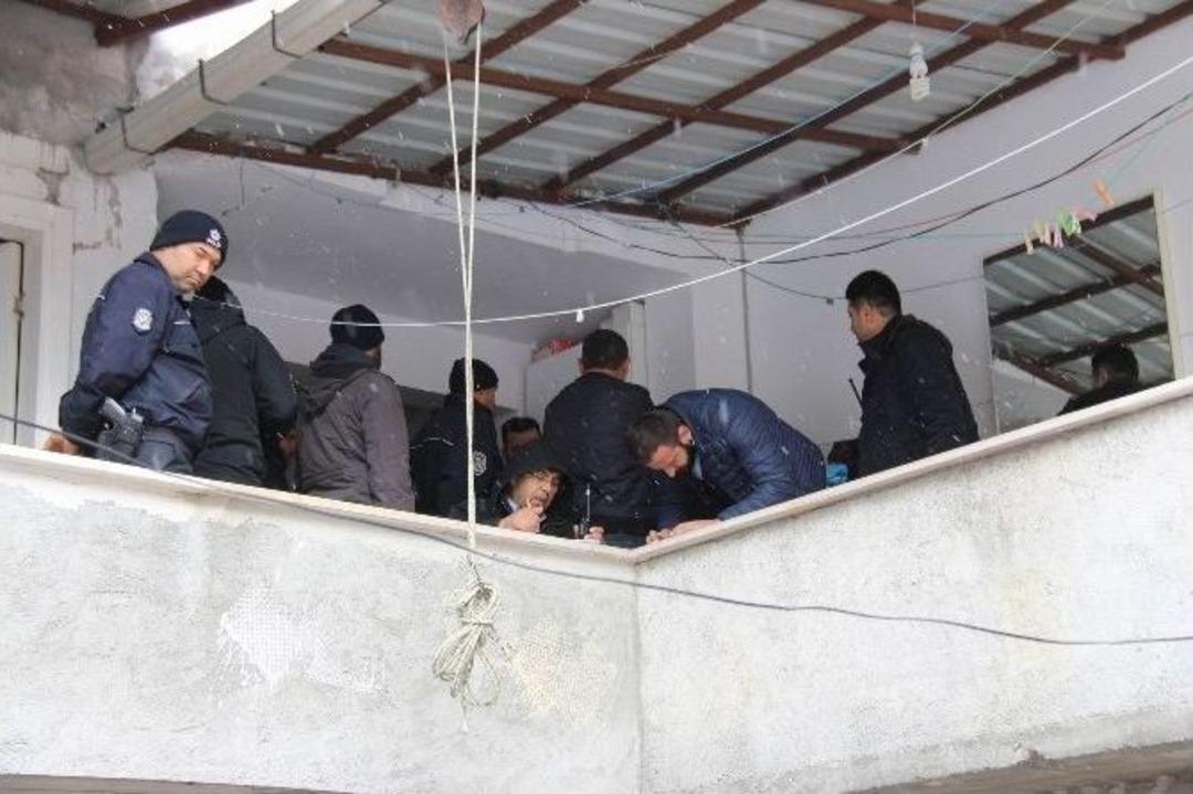 Eski Nişanlı Dehşeti: 2 &Ouml;l&uuml;