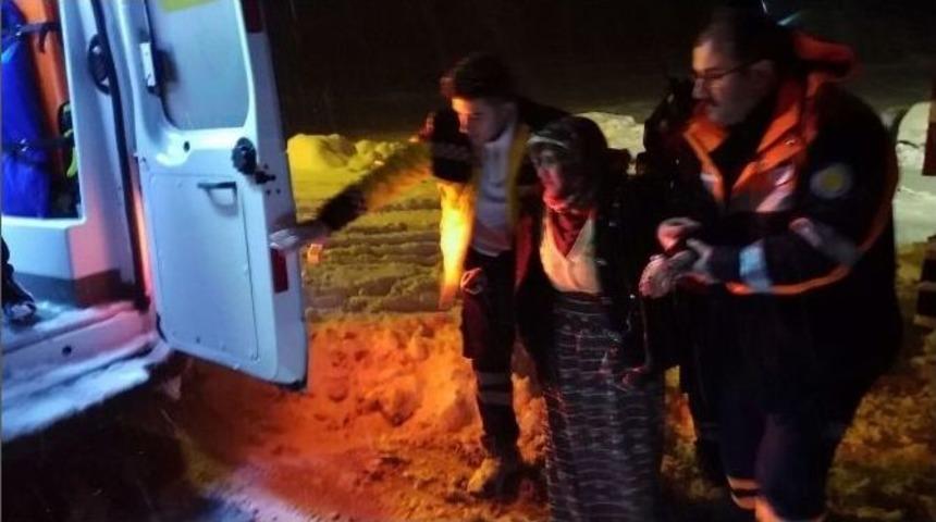 Bilin&ccedil; Kaybı Yaşayan Hasta, Afad Ve Umke Ekiplerince Kurtarıldı