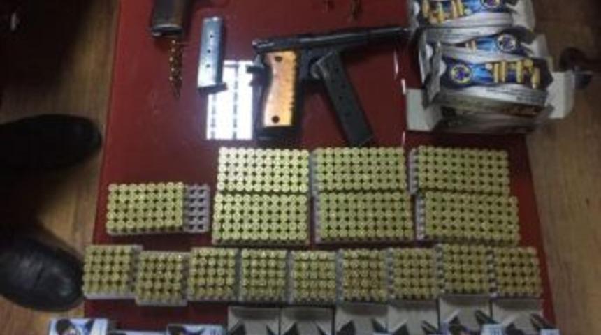 Baklavacıda 2 Tabanca, 800 Mermi &Ccedil;ıktı