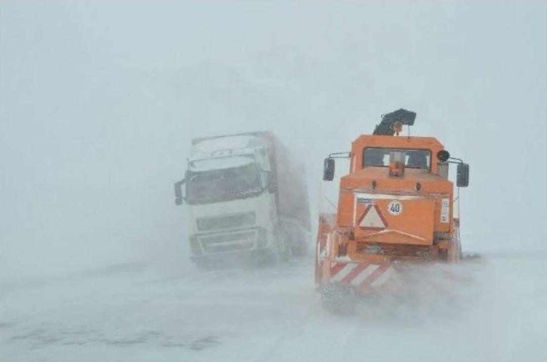 Karayollarının Karla M&uuml;cadelesi