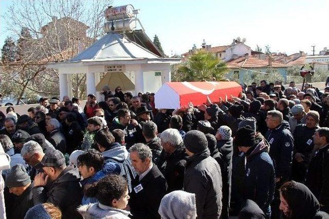 Uçak Kazasında Ölen Melih Aslan Toprağa Verildi