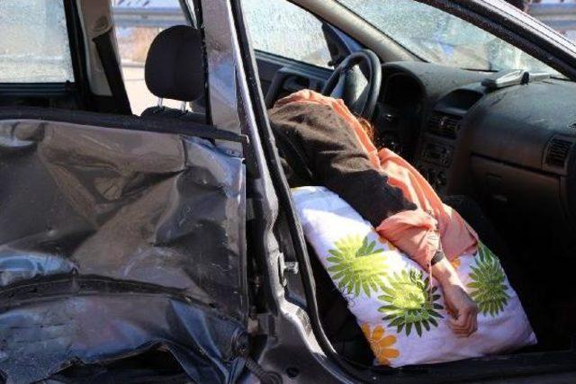 Çorum'da Trafik Kazası :1 Ölü, 6 Yaralı