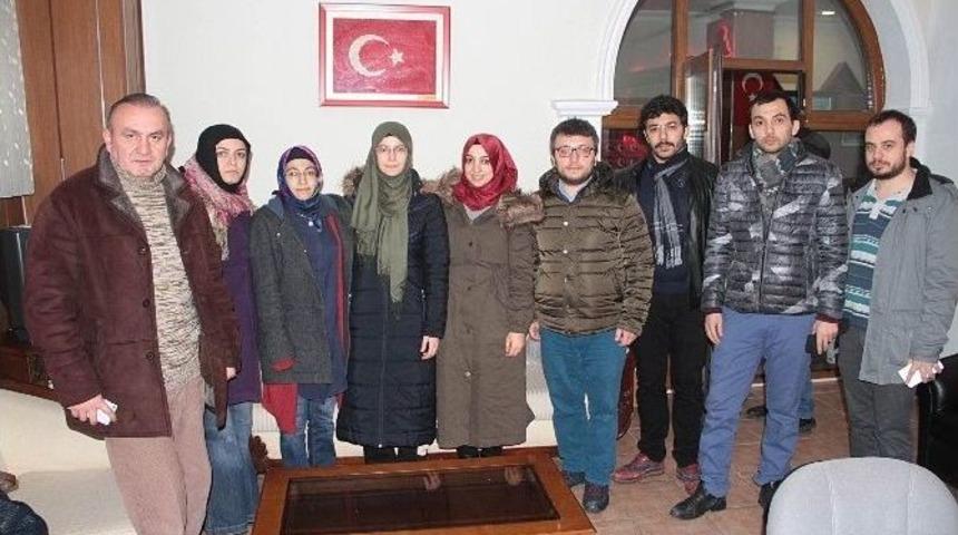 G&ouml;n&uuml;ll&uuml; &Ouml;ğretmenler Şehit Ve Gazi &Ccedil;ocuklarını Unutmadı