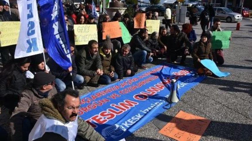 Memurlardan Meslektaşları I&ccedil;in Protesto