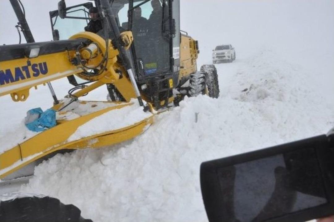 K&uuml;&ccedil;&uuml;k Dilanur Kaya İ&ccedil;in İl&ccedil;e &Ouml;zel İdaresi Seferber Oldu