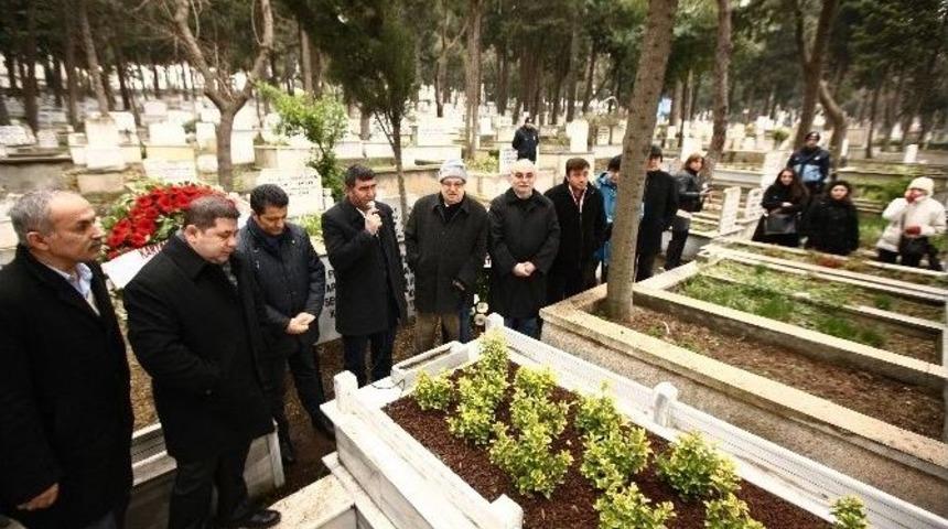 &Uuml;nl&uuml; Şair Neyzen Tevfik Mezarı Başında Anıldı