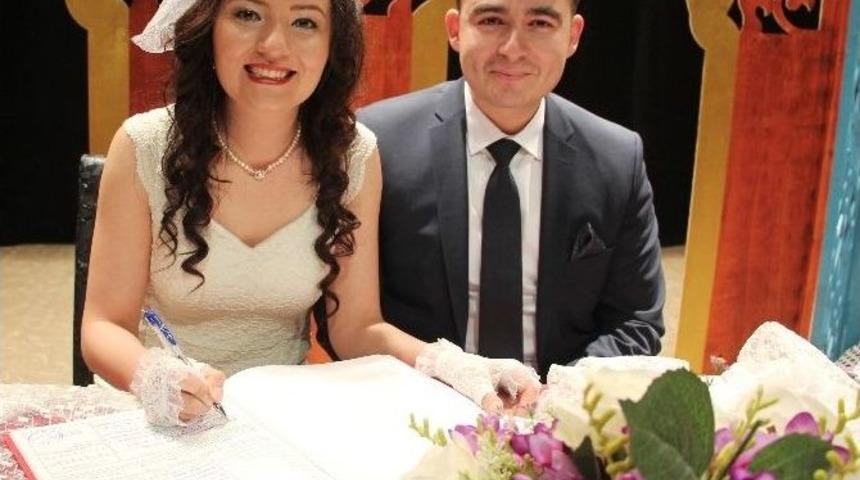 Develi Hakimi Serap &Ccedil;ıtlak D&uuml;nya Evine Girdi